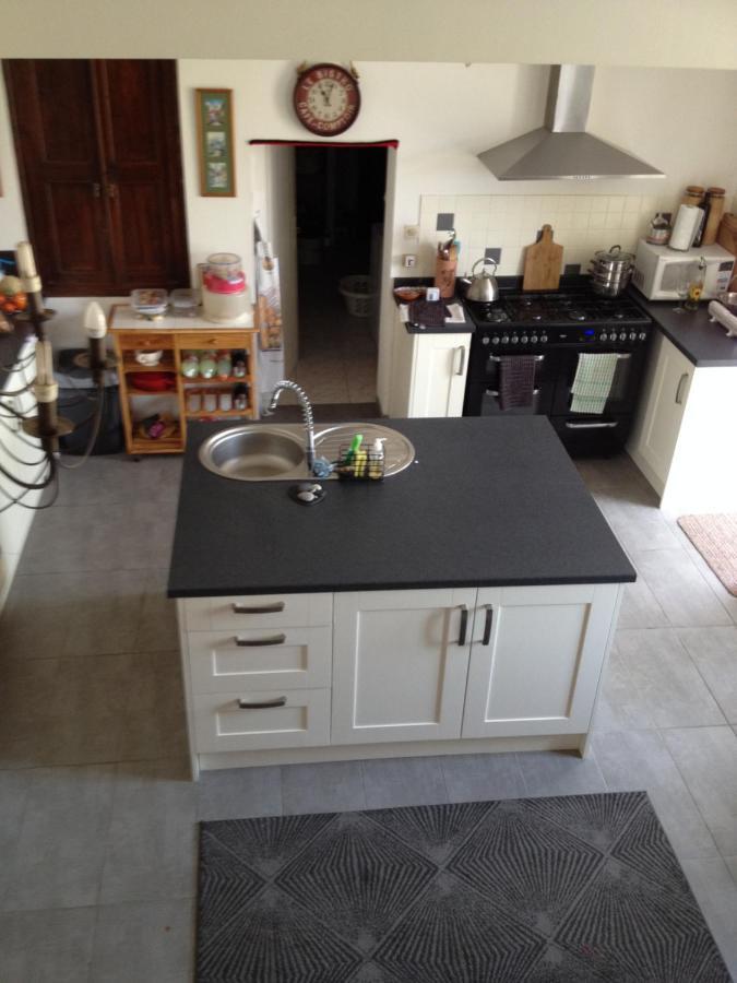 Maison Blanc Bed and Breakfast Gibourne Exterior foto